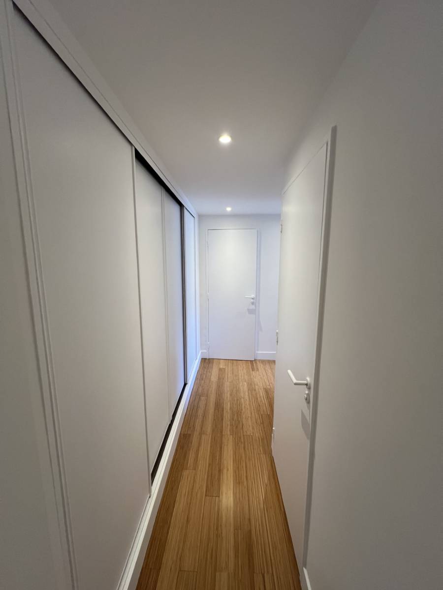 Rénovation d'un appartement à Marseille 13007 par Seb renovation 