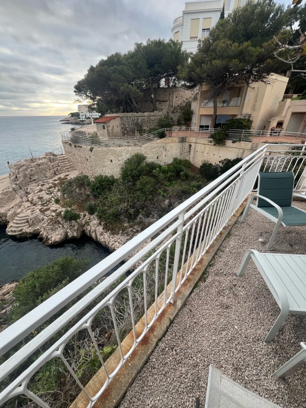 Rénovation de fer forgé extérieur à Cassis par un peintre en batiment